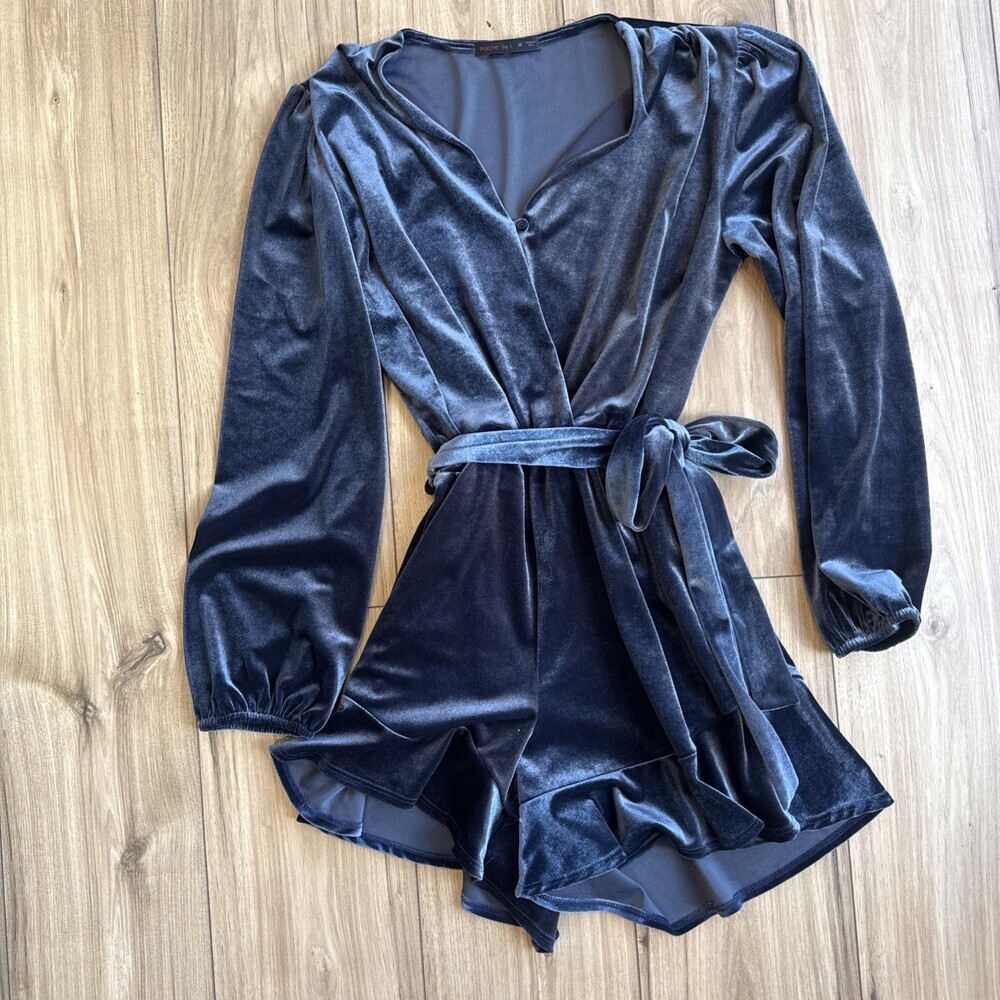 Fraiche by J Romper Short Velvet Dark Blue Sz Medium Flirty Ditzy Party Cocktail
